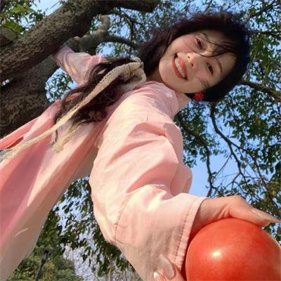 靓妹闯情关