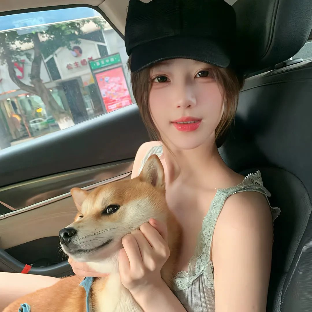 怪笑少女